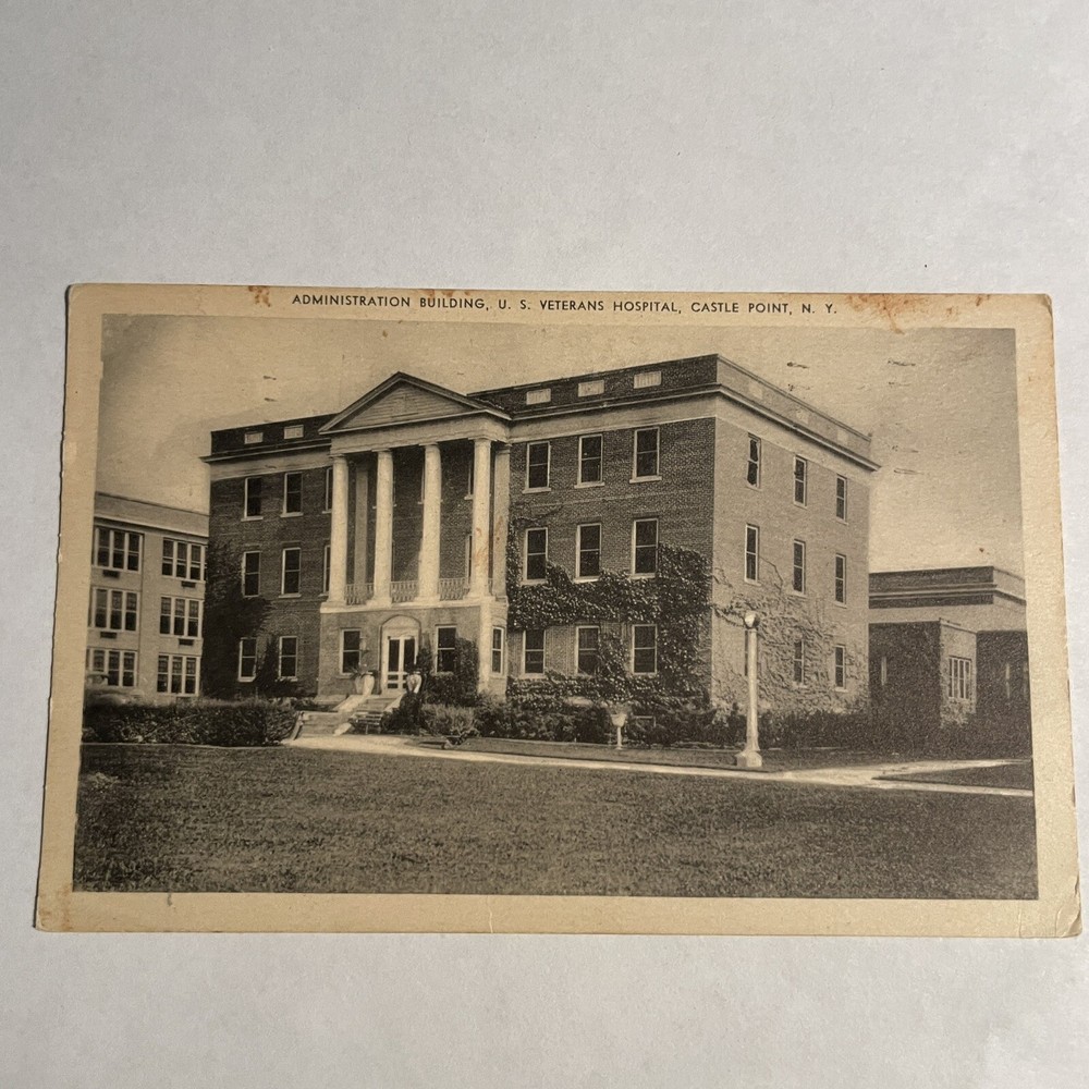 Administration Building U.S Veterans Hospital Castle Point NY 1920's Postcard