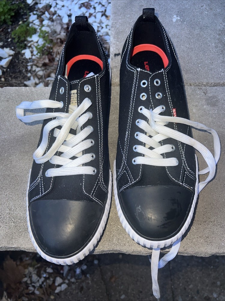 Levi's Men’s Sneakers Low Top Size 12M Anikin C-CVS Black Canvas New w/o Box