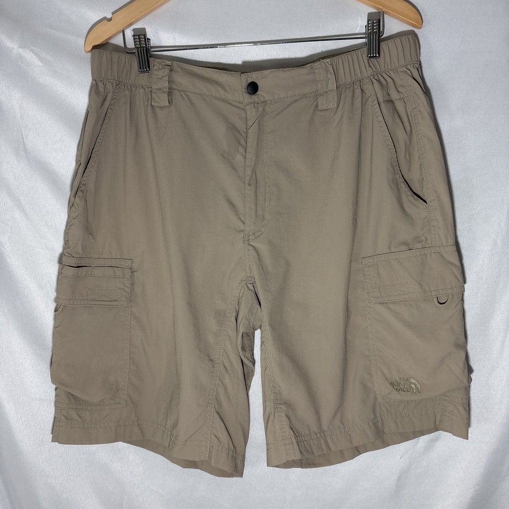North Face 100% Nylon Lightweight Cargo Shorts, Mens Large, Hiking, Outdoors