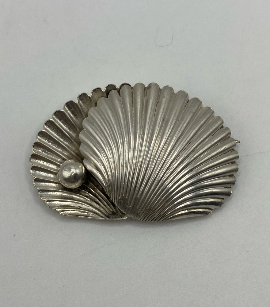 Sterling Silver 925 Sea Shell Clam Brooch or Pin