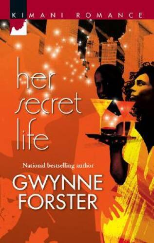 Her Secret Life (Kimani Romance) - Mass Market Paperback - GOOD