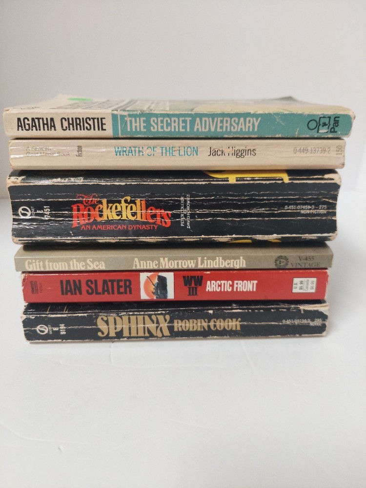 Vintage lot of 6 Paperback books- Agatha Christie, Jack Higgins, Robin Cook etc.