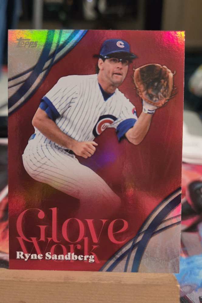 Topps 2026 Glove Work #GW-42 Ryne Sandberg Chicago Cubs Insert