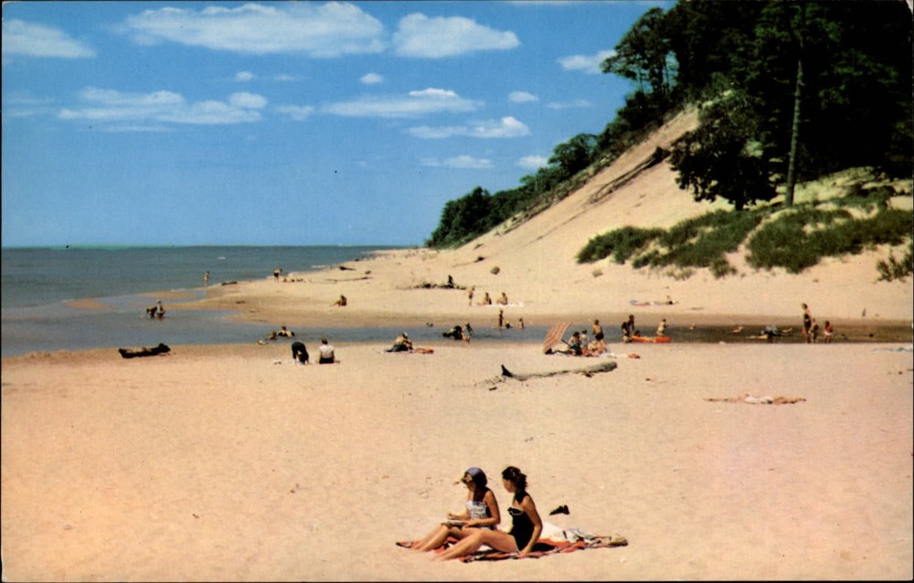 Duck Lake Channel Muskegon Michigan beach ~ 1950s-60s vintage postcard