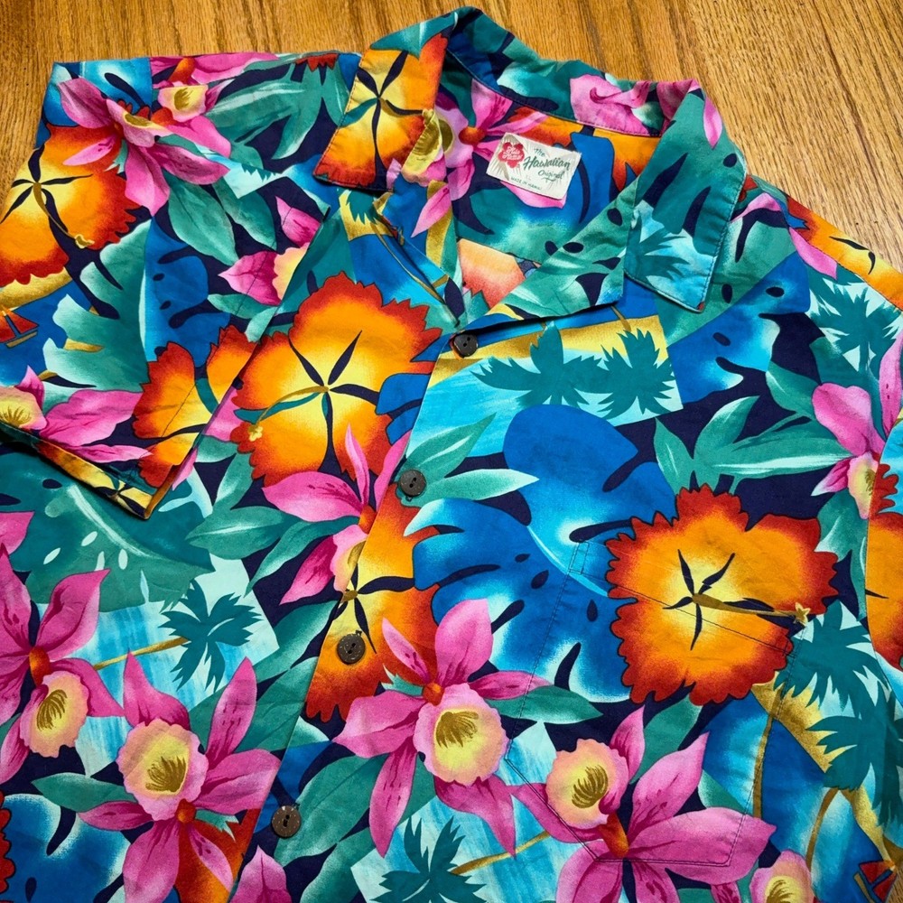 Hilo Hattie Hawaiian Shirt Mens XL Floral Tropical Aloha Camp Button Up