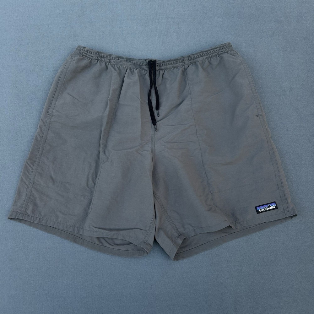 Patagonia Men's Gray Elastic Waist Drawstring Nylon Shorts Size Large