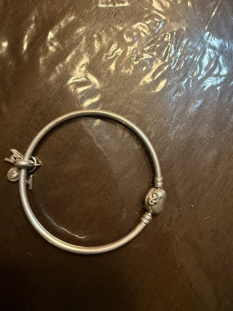 PANDORA Women’s Silver Charm Bracelet with Elegant Design 590702HV