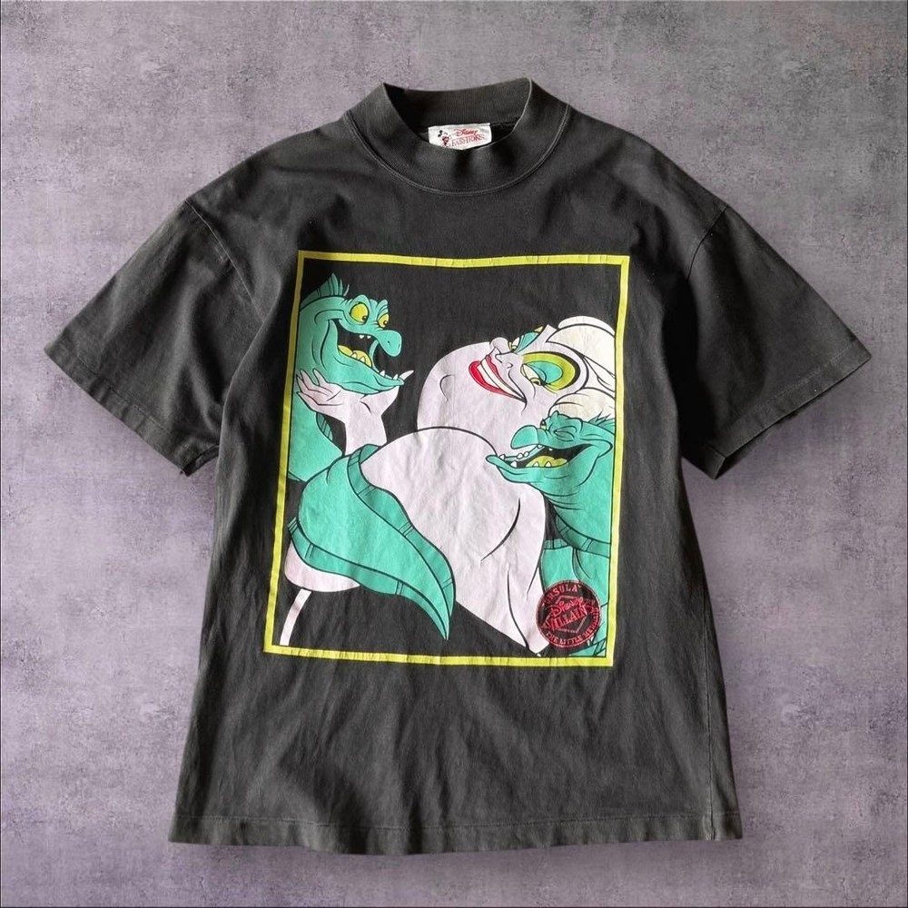 DISNEY FASHIONS Villains Ursula T-shirt Vintage 90s Made in USA Men's Size S/M
