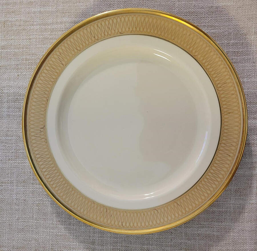 Hutschenreuther HUT243 Salad Plate 1239233