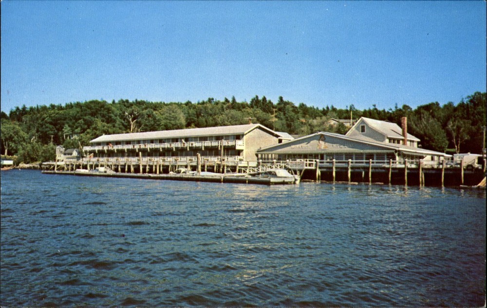 Brown Brothers Wharf Motel & Restaurant ~ Boothbay Harbor Maine ~ 1970s
