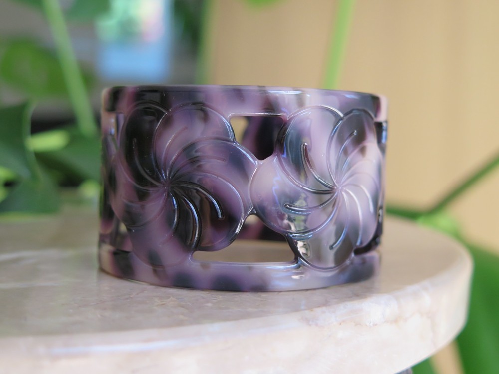 Hawaiian Jewelry Faux Tortoise Turtle Resin Shell Bracelet Vintage Bangle