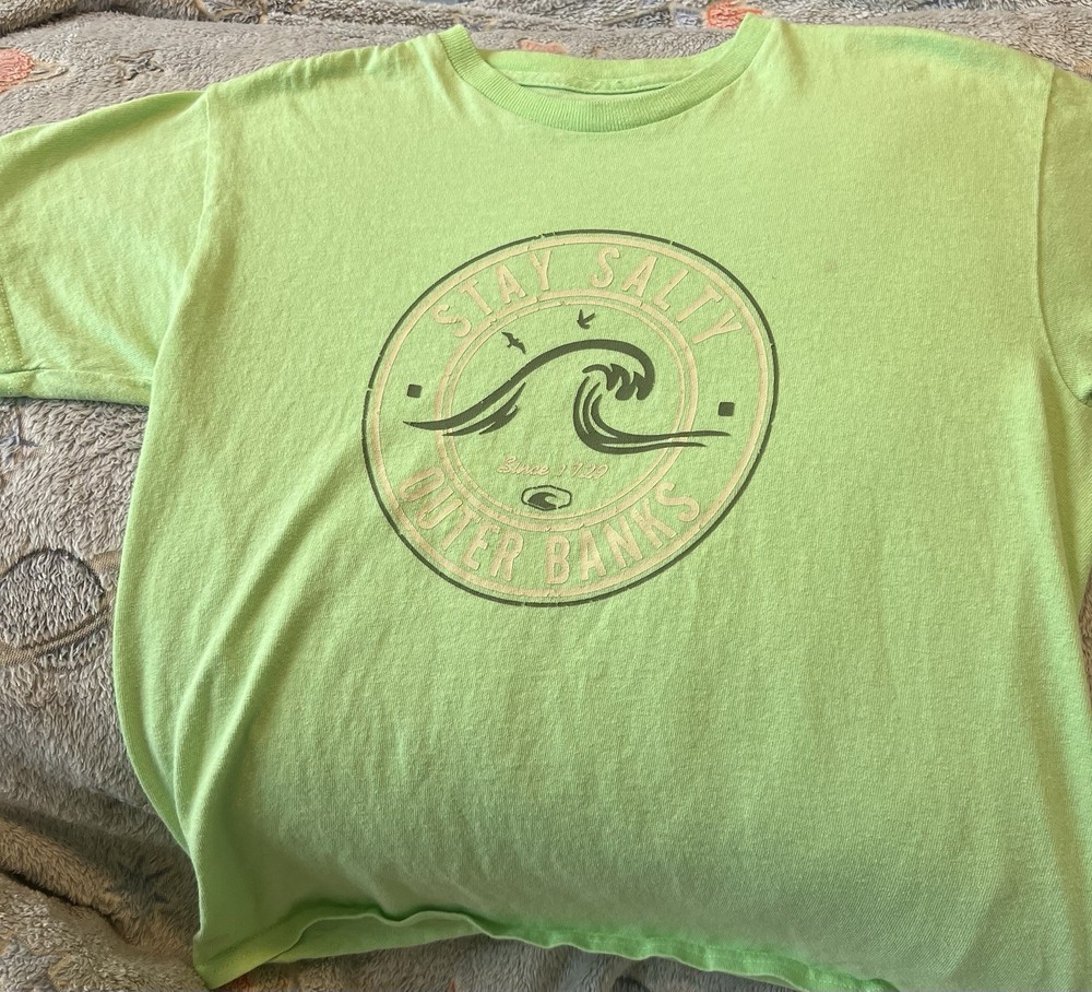 Salty Women’s Green Short Sleeve Crew Neck Outer Banks Graphic Logo Tee S