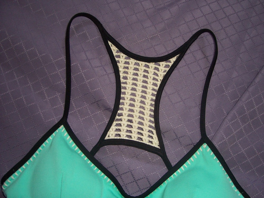 Victorias Secret Pink Logo Crop Sports Bra Racer Back Crochet S/P