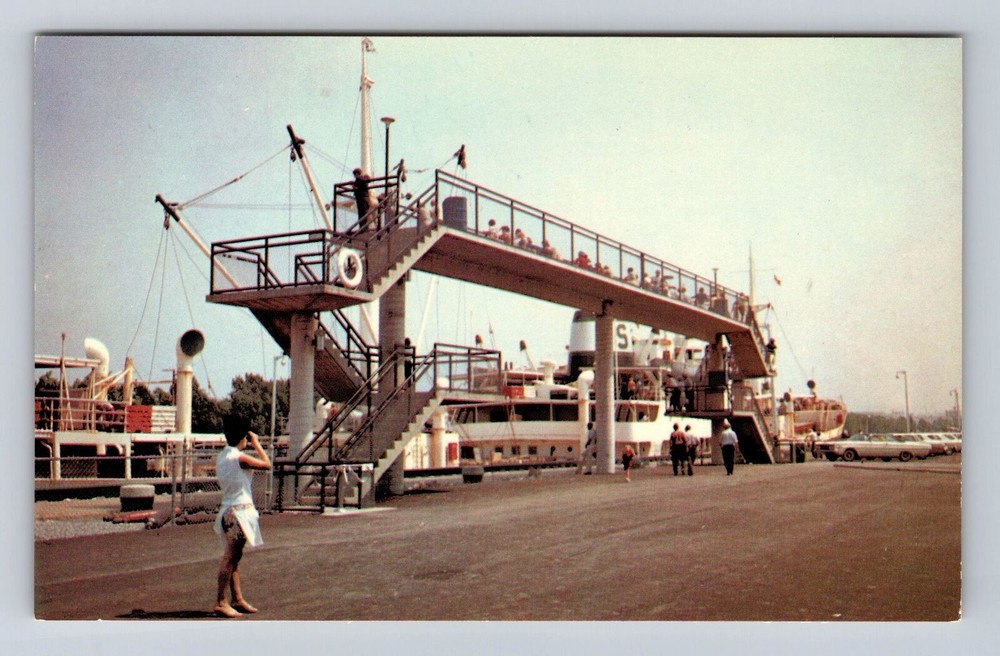 St Catharine's Ontario-Canada, Observation Platform, Lock 3, Vintage Postcard