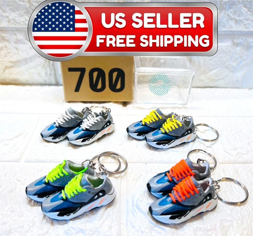 Mini 3D Key Chain With Box, Shoe Miniature Collectable Sneaker keyring