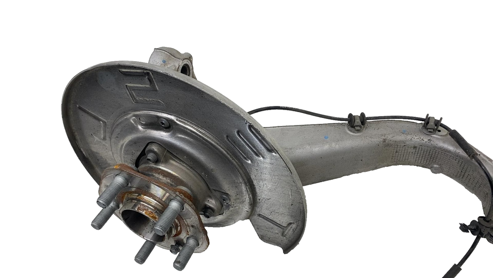 ⭕ 17-23 Model 3 Front Left Spindle Knuckle w/ Hub (150mm Driven) LH 1044311-00-E