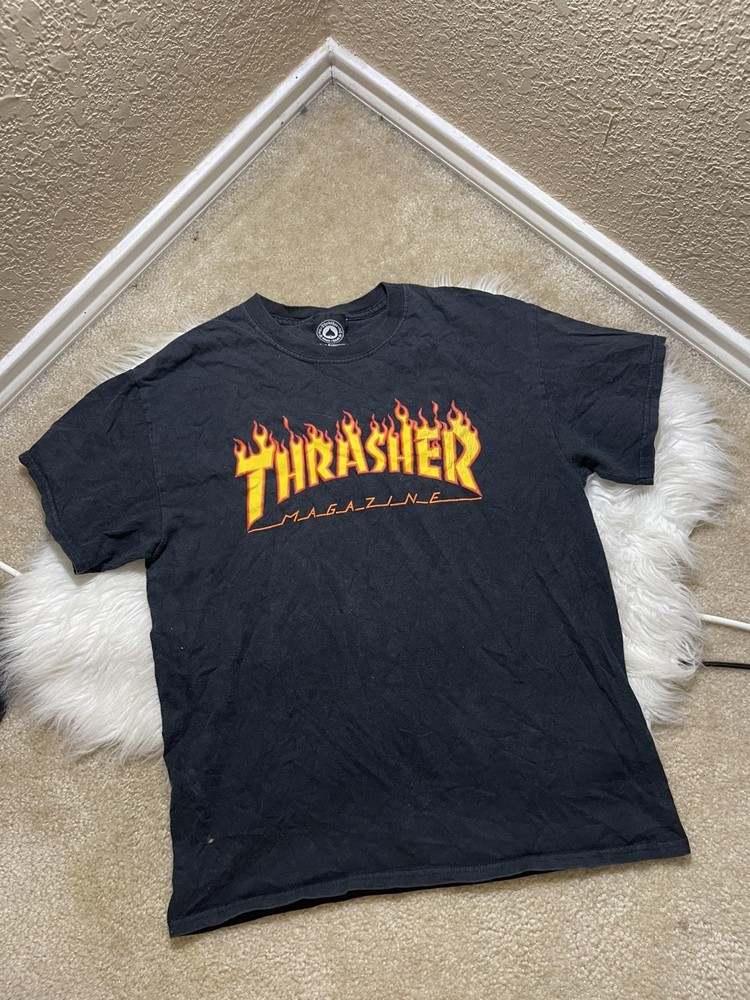 Vintage Thrasher T Shirt Men's Large Skateboard Magazine Flame Graphic Tee Black