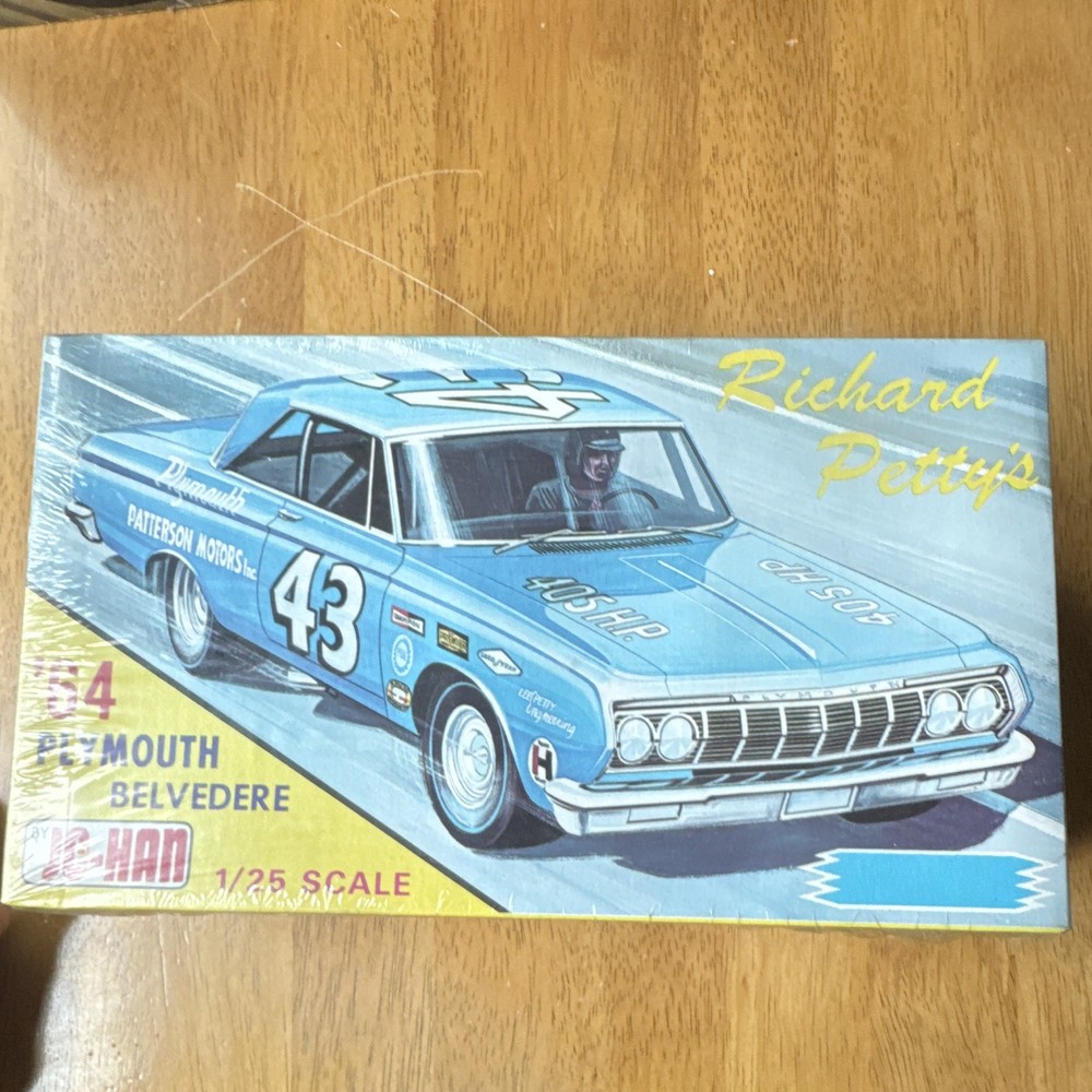 Jo-Han 1:25 1964 Plymouth Belvedere Richard Petty NASCAR Promo Kit GC-964