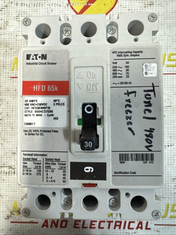 EATON HFD3030BP10 HFD-65k 3 POLE 30 AMP 600V MOLDED CASE CIRCUIT BREAKER