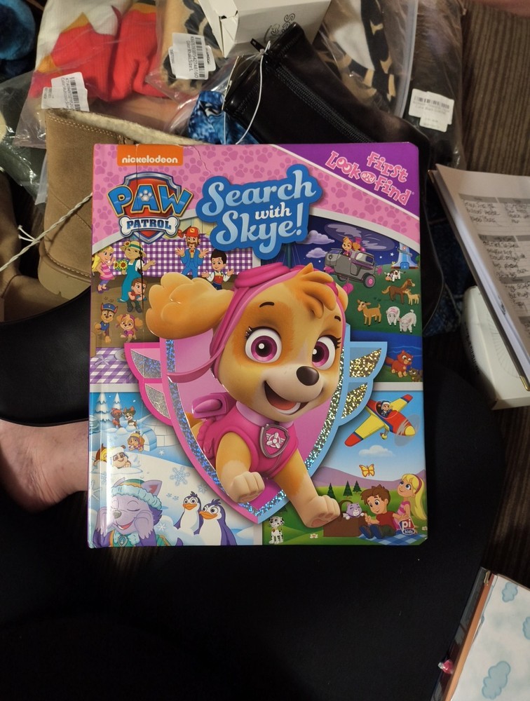 Nickelodeon Paw Patrol Search with Skye Emily Skwish Board Book