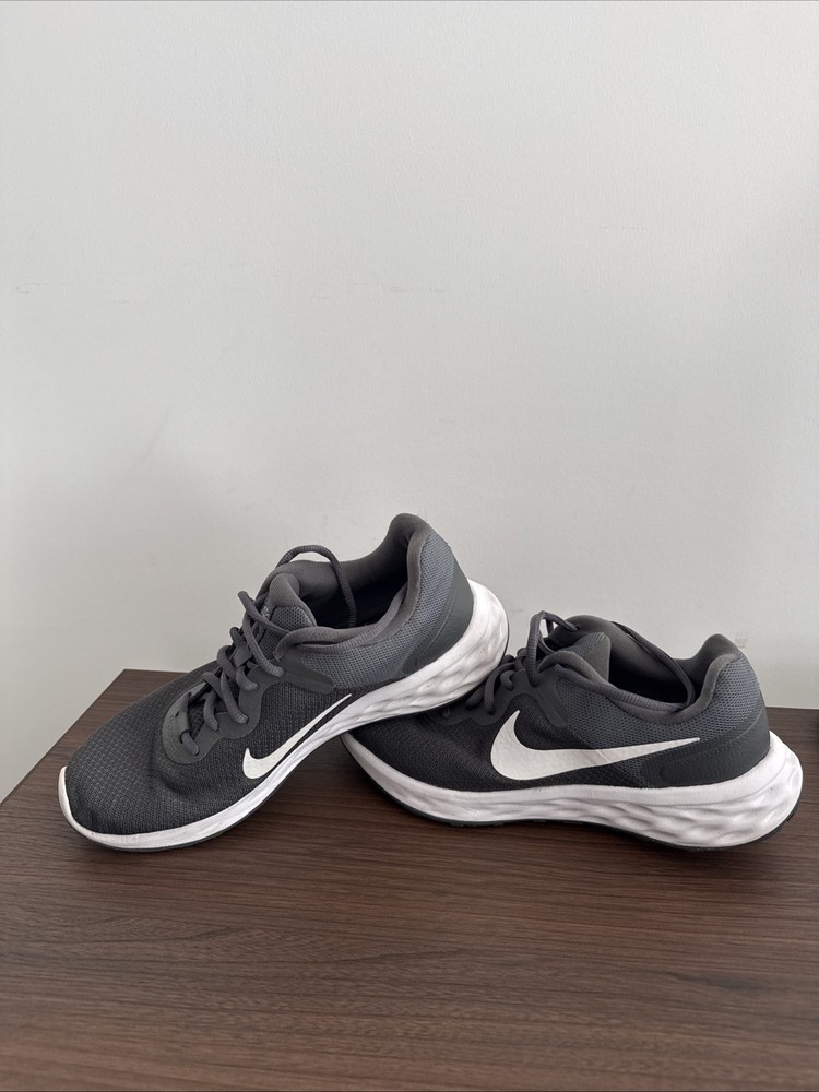 Size 9 Nike Mens Revolution 6 NN Gray Running Sneakers Shoes DC3728-004