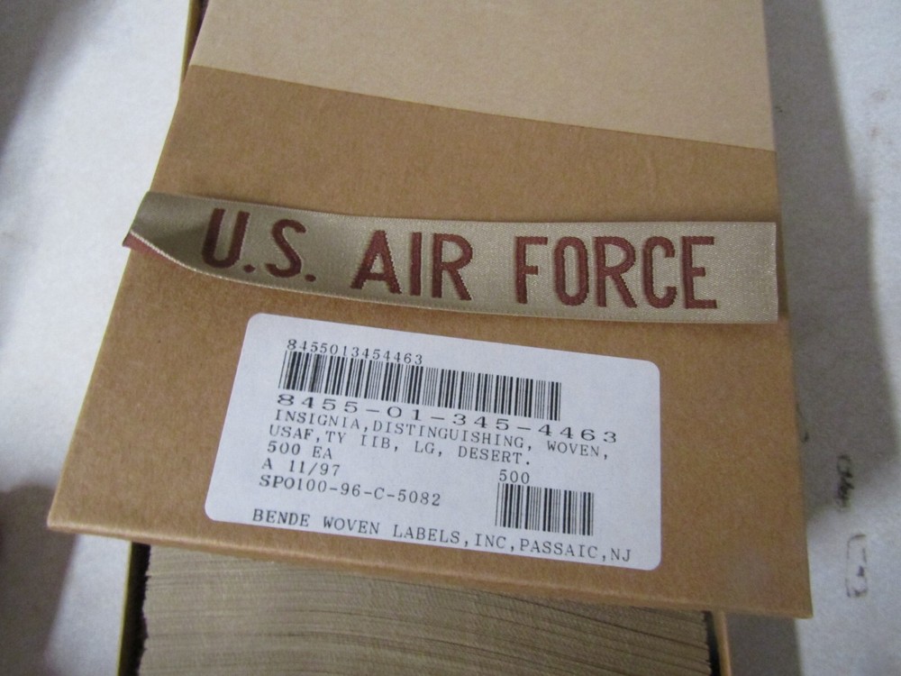 MILITARY INSIGNIA 1 FULL BOX OF 500 PATCHES US AIR FORCE DESERT NAME TAPES WOVEN