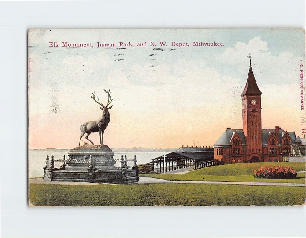 Postcard Elk Monument Juneau Park & NW Depot Milwaukee Wisconsin USA