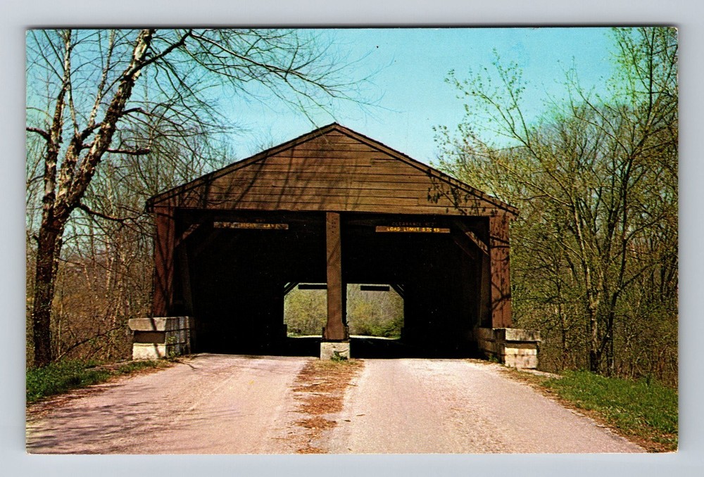 Nashville IN-Indiana Brown County Overheard Covered Bridge Vintage Postcard
