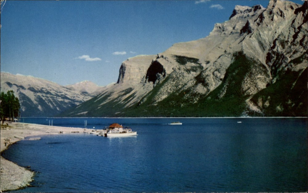 Banff Alberta Canada National Park Rockies Lake Minnewanka vintage postcard