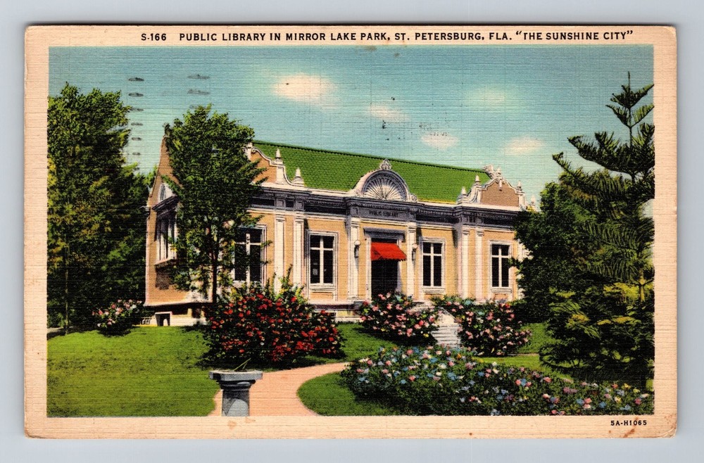 St Petersburg FL-Florida Public Library Mirror Lake Park Vintage c1939 Postcard