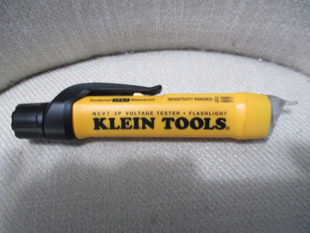 Klein Tools NCVT-3P Dual Range Voltage Tester With Flashlight