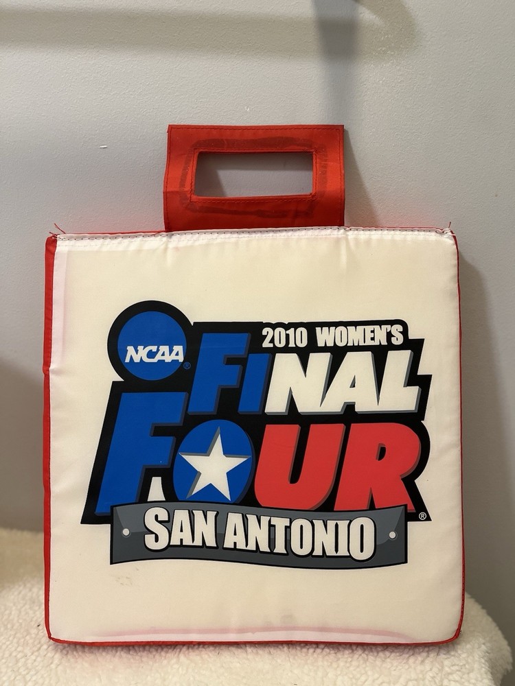 2010 UCONN Huskies NCAA Women’s Final Four San Antonio Seat Cushion