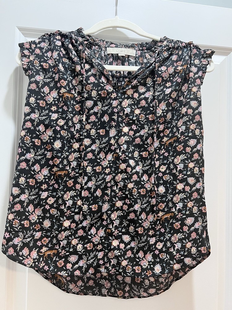 LOFT Petites Floral & Tiger Print Sleeveless Blouse | Black Pink | Size XSP
