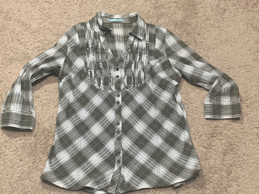 Maurices Womens Button Up Shirt Size Large Green White Plaid Sequin Casual Top