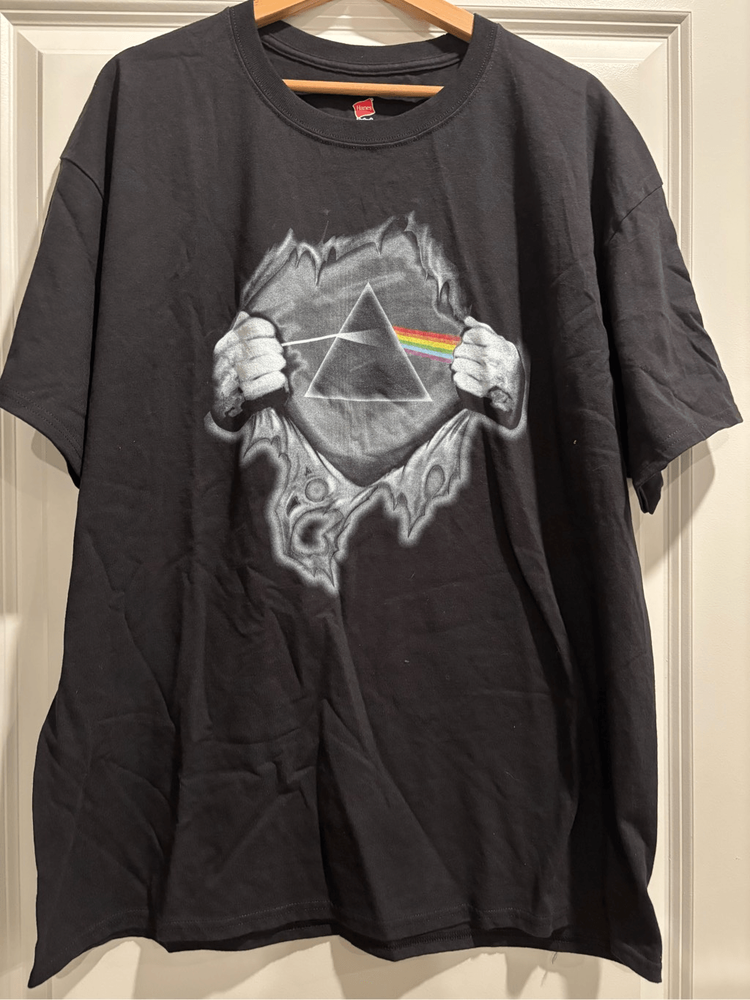 Pink Floyd Vintage Graphic T-Shirt in XL - Classic Rock Band Tee