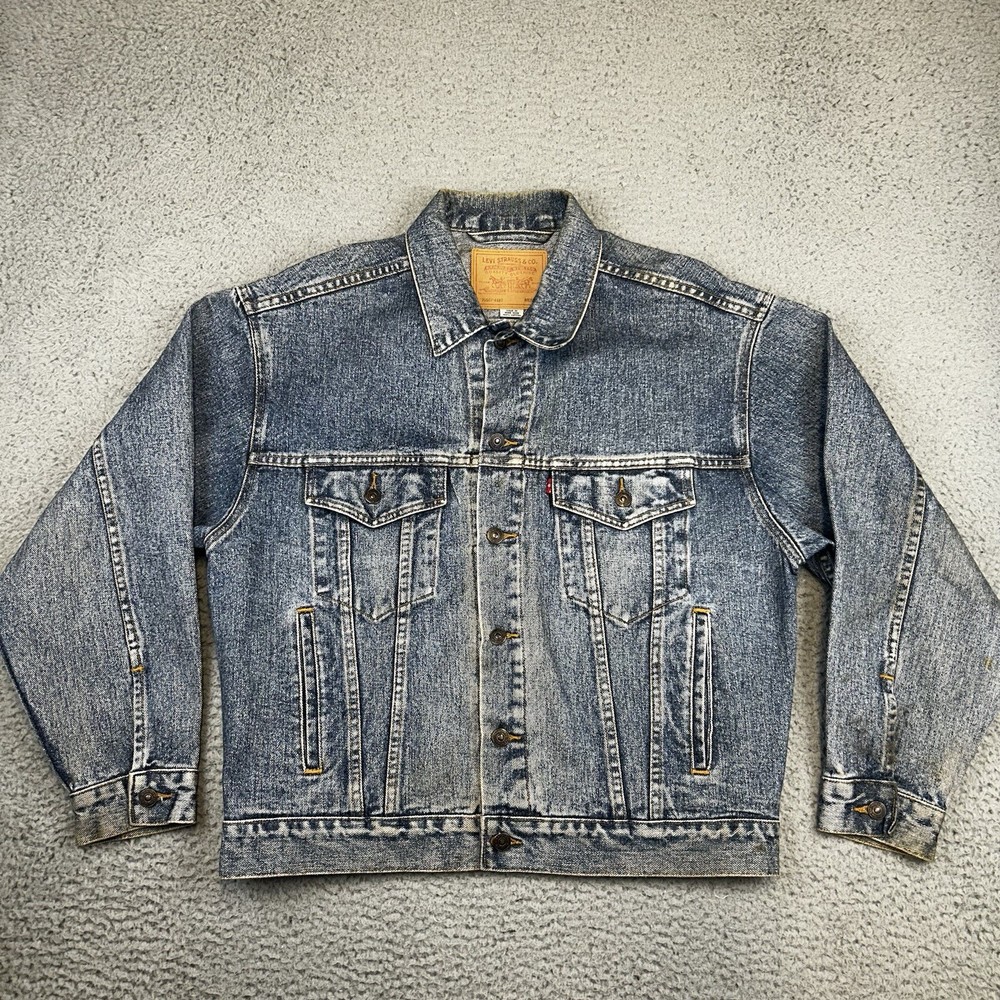 Vintage 90s Levis Trucker Denim Jacket 70507 Made in Hong Kong Men’s Size Medium