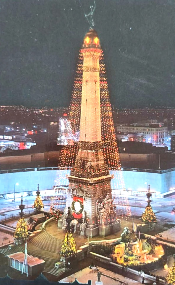 Postcard 1960s Indiana Indianapolis Christmas on the Circle Next Day Shipping