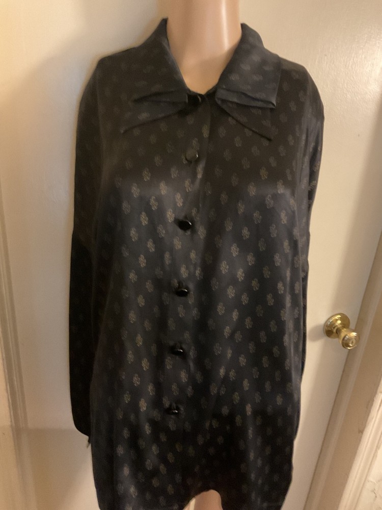 $1,650. ESCADA black and gold print silk blouse/top. not worn.   Special offer.