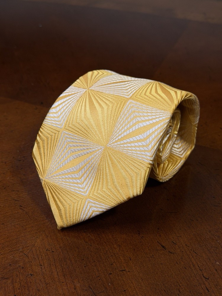 Verse 9 Men's Necktie Yellow Square Pattern Silk Tie