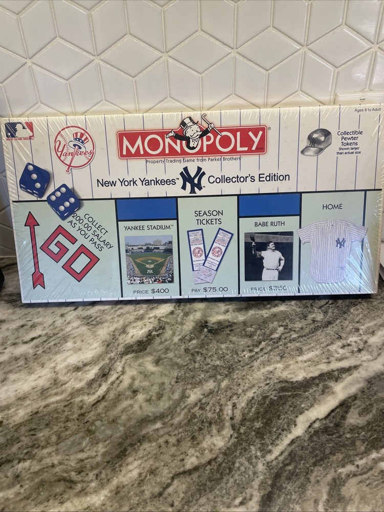 Factory Sealed New York Yankees Collectors Edition Baseball MLB Monopoly