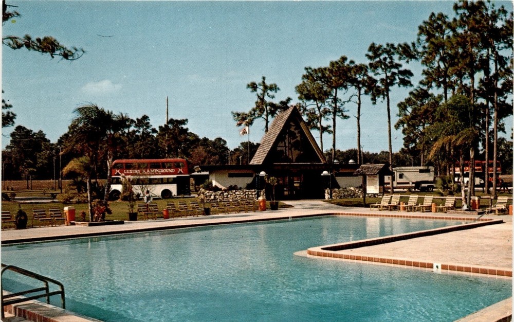 KOA Kampground Kissimmee Florida near Disney World and Cypress Gardens vintage postcard