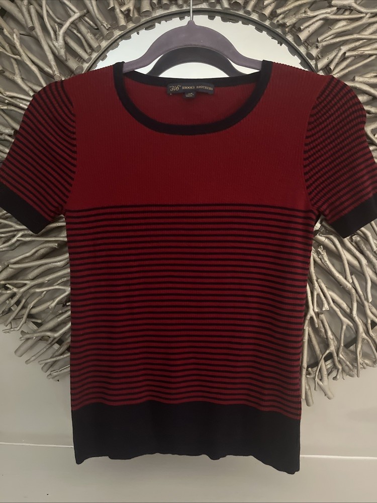 Brooks Brothers Women's Short Sleeve Knit Top Size XS Navy and Burgandy Stripes
