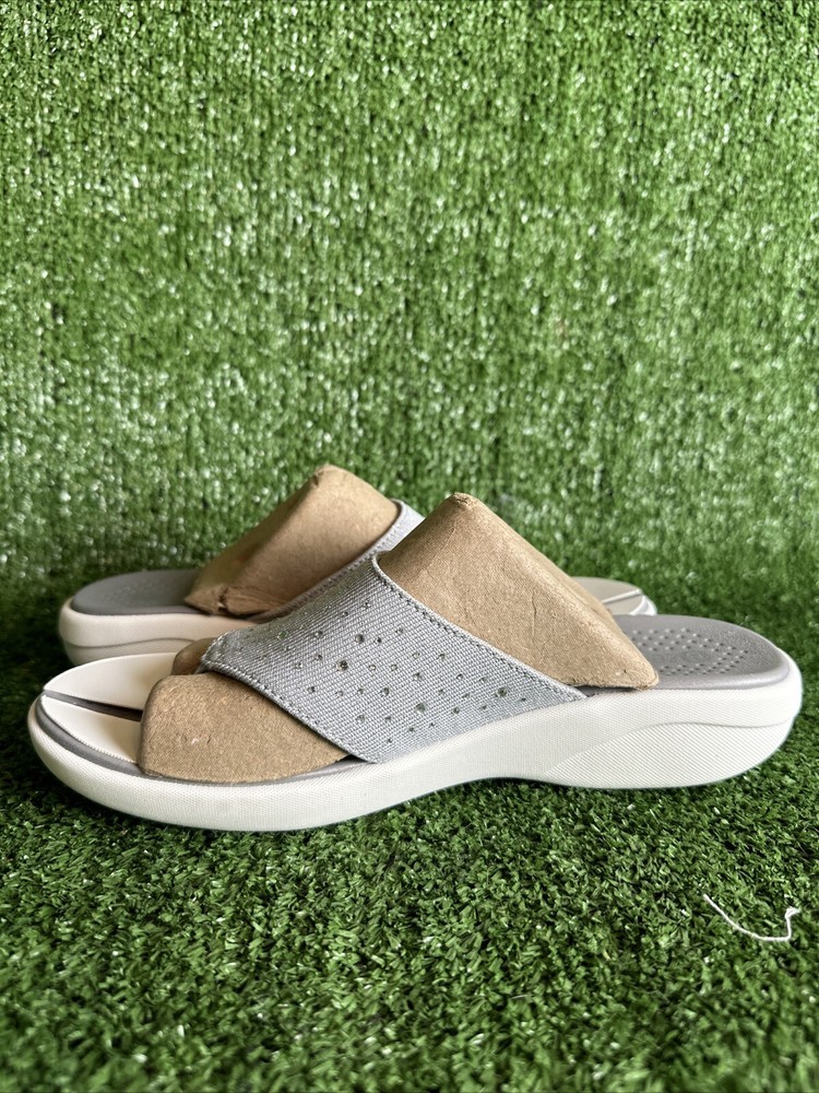 Bzees Cruise Bright Women's Sandal Silver 8W