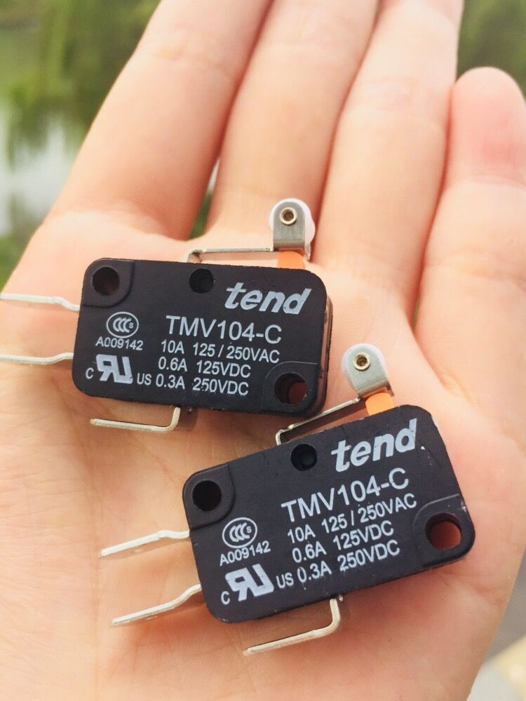 2Pcs tend Micro Switch TMV104-C