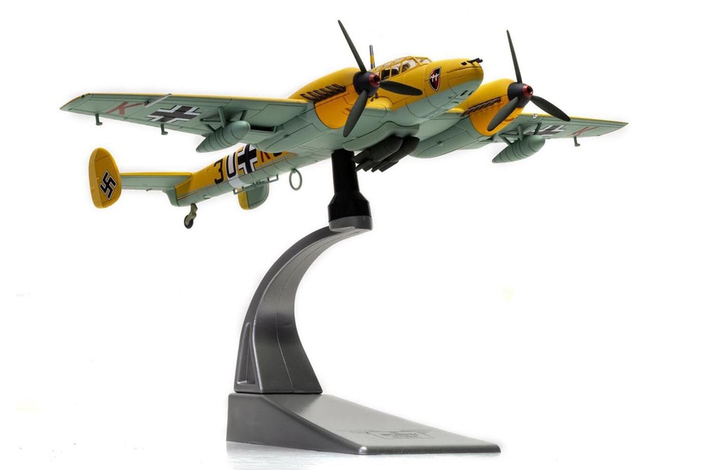 1941 Messerschmitt Bf 110E-2 Trop Fighter-Bomber Diecast Model Corgi 1/72 Luf...