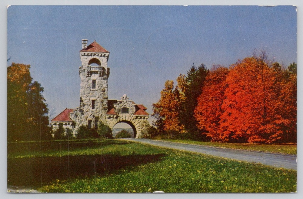 1954 Mohonk Lake NY Testimonial Gateway Autumn Mike Roberts K Color Card