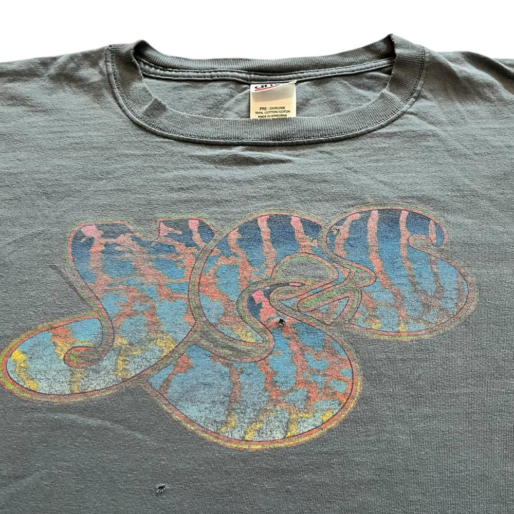 Vintage Yes In The Present Band Tour T-shirt Blue Anvil 2XL Y2K Band Tee