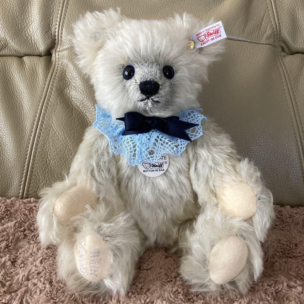 Steiff white chocolate limited edition teddy bear 30cm #cbf726