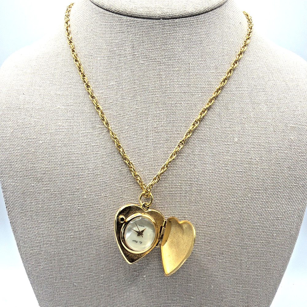 Vintage La Fleur Gold Tone Heart Locket Pendant Watch