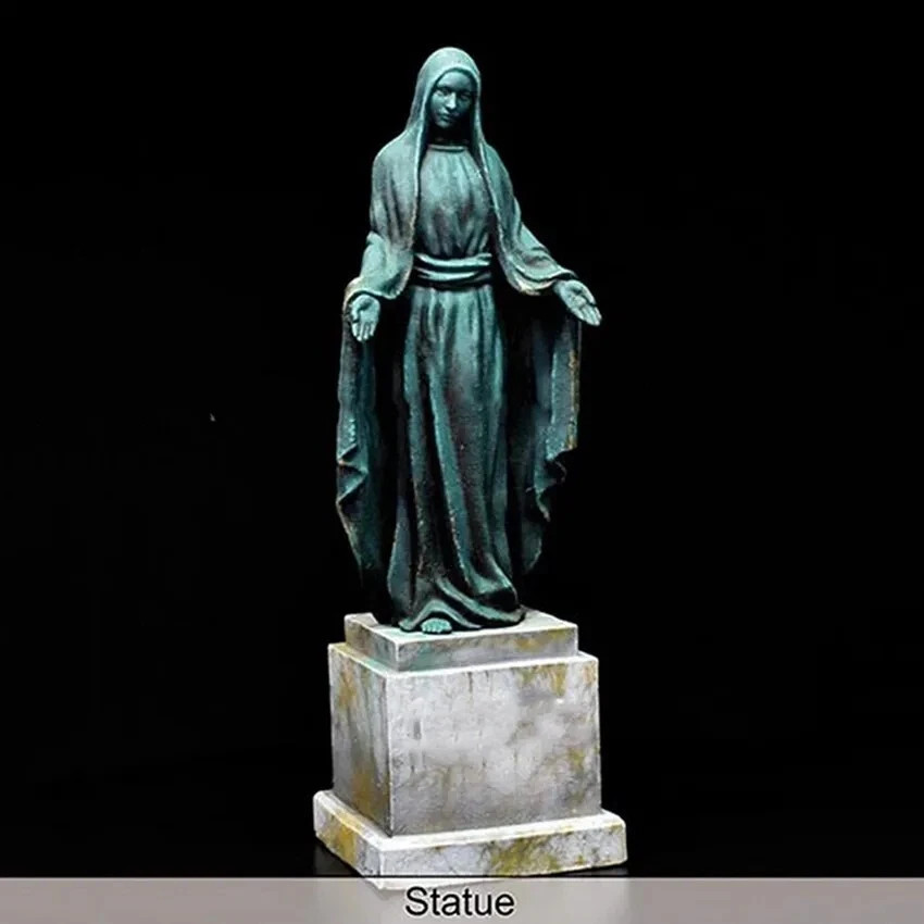 1/35 Resin Model Kit Statue Holy Woman Unassembled Unpainted